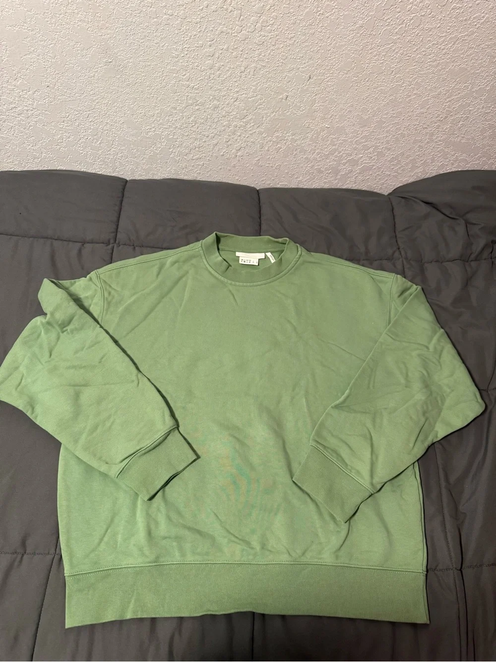 H&M Green Crewneck Sweater